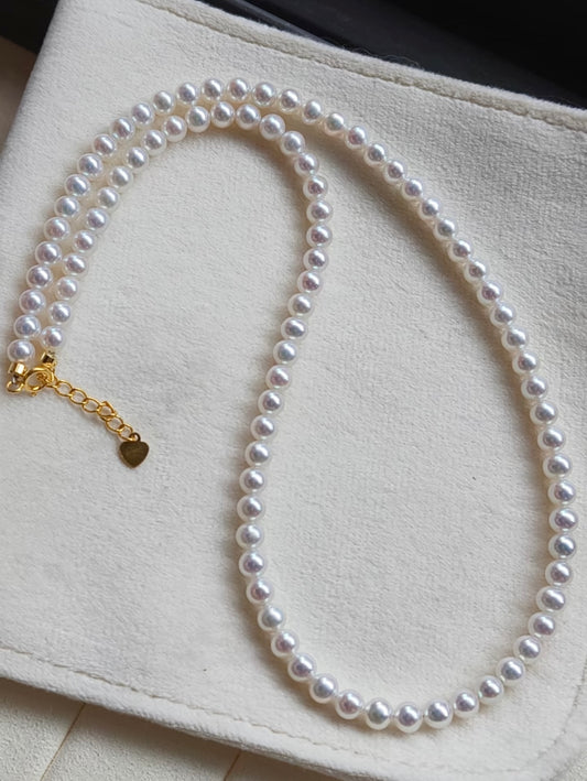Pearl necklace