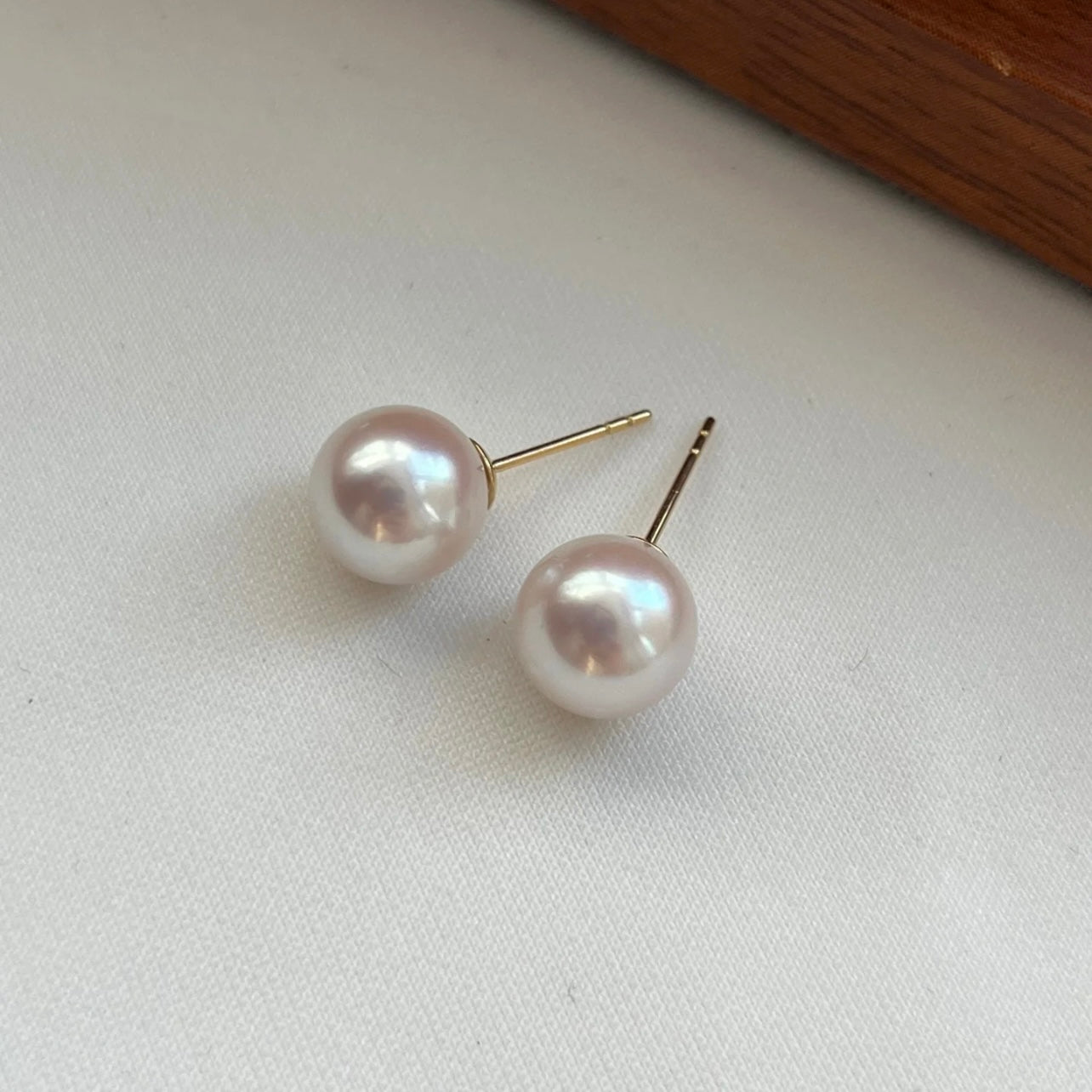 Pearl Ear Studs
