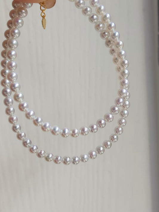 Pearl necklace
