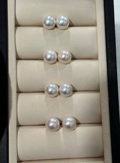 Pearl Ear Studs
