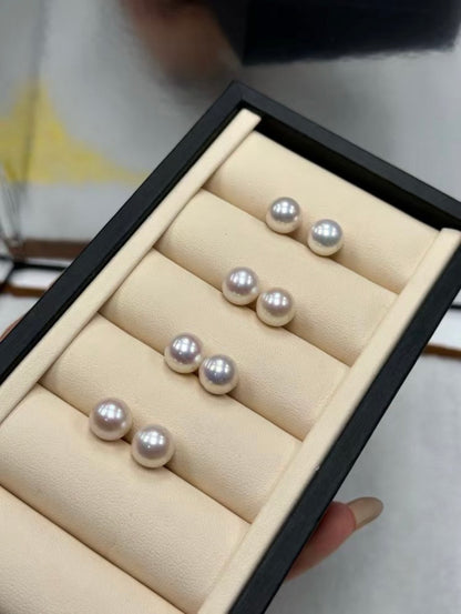 Pearl Ear Studs